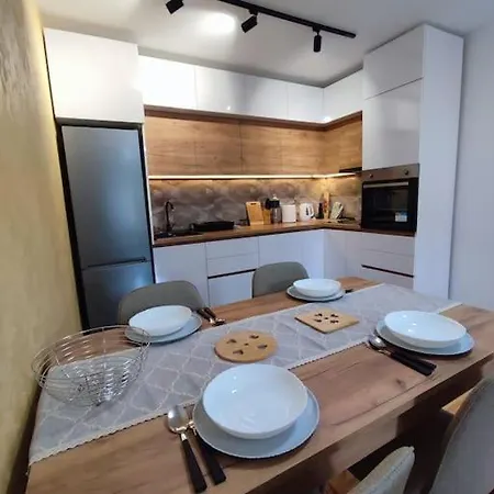 Apartment Golden Dream